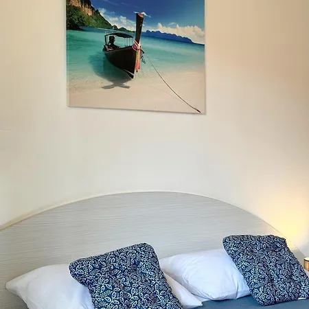 Studio In Club Jasmine For 3 Guests & Free Parking Διαμέρισμα