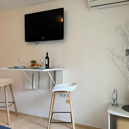 Studio In Club Jasmine For 3 Guests & Free Parking Σάνι Μπιτς
