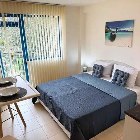Διαμέρισμα Studio In Club Jasmine For 3 Guests & Free Parking