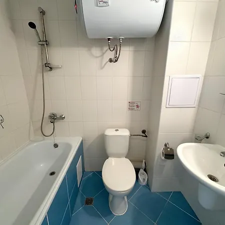 Studio In Club Jasmine For 3 Guests & Free Parking Διαμέρισμα *